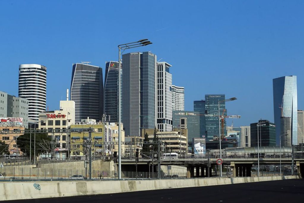 תל אביב